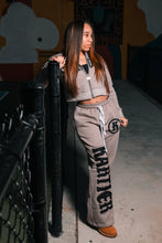 Load image into Gallery viewer, Grey Run Stitch Set (Women)
