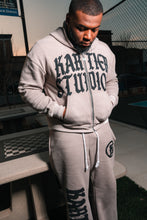 Load image into Gallery viewer, Grey Run Stitch Set (Men)
